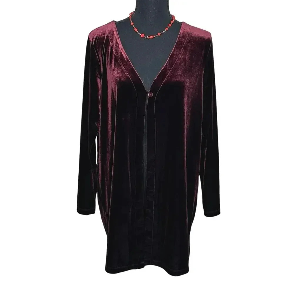 Soft by Avenue Cardigan 14/16 Burgundy Velvet V-Neck Single Button Plus Size
